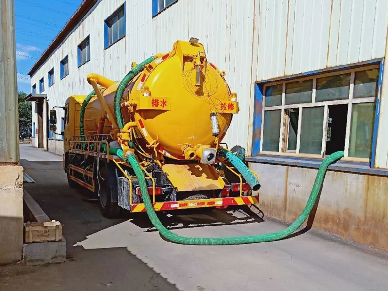 古林厂区化粪池清理